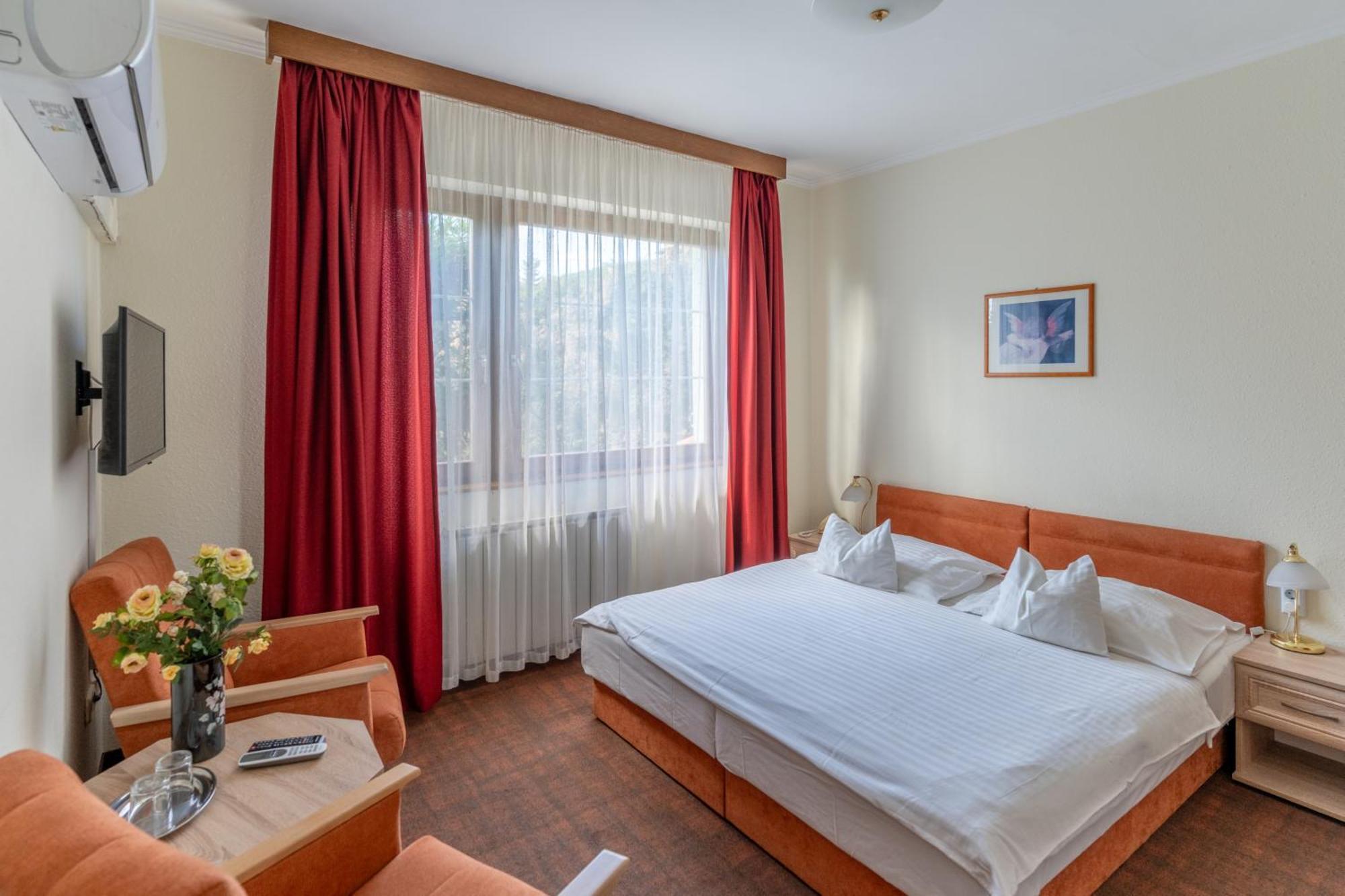 Hotel Molnar, Budapest